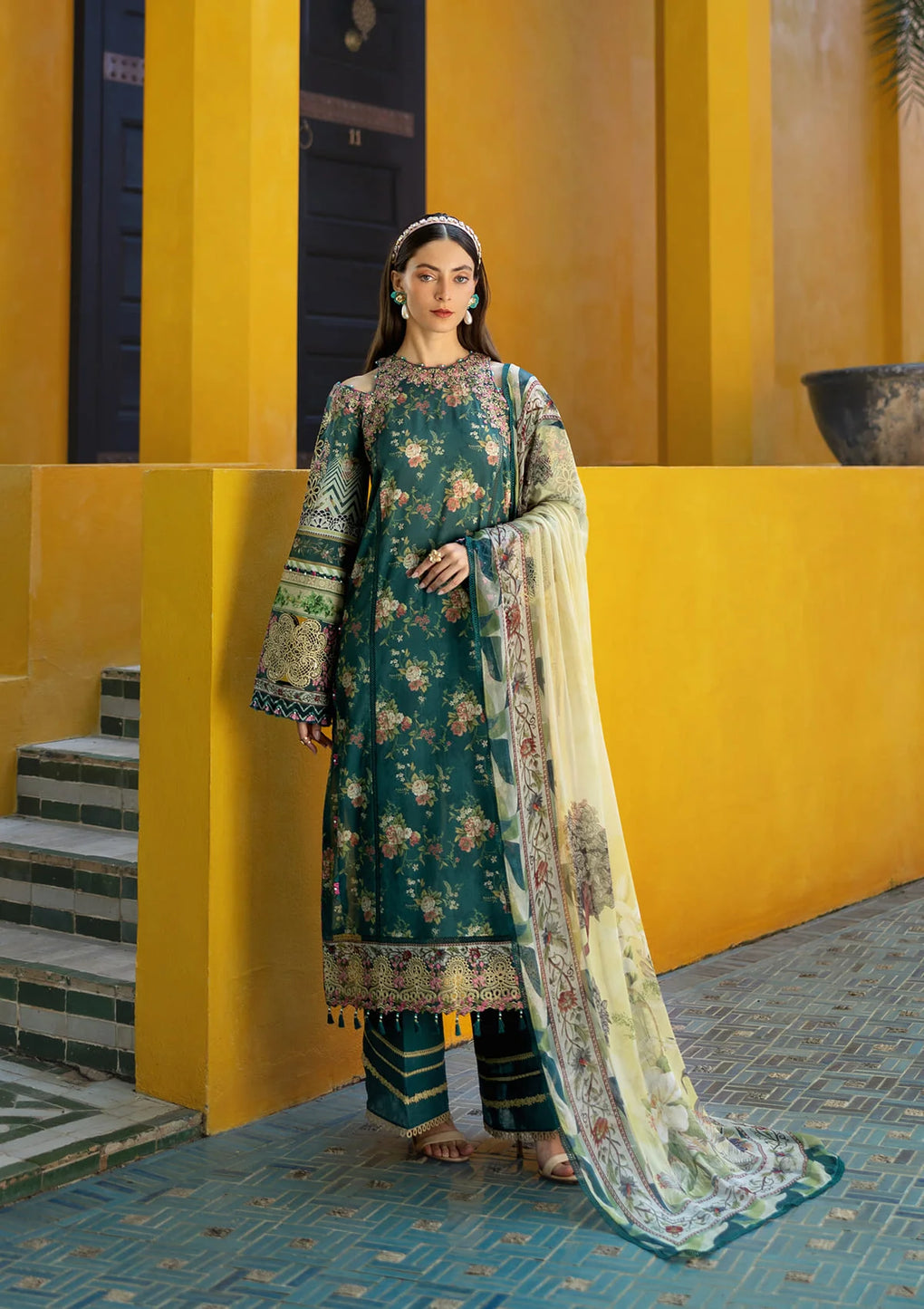 Elaf Embroidered Lawn Suits stitched 3 Piece EL25SL ETS-07A STAY CURIOUS