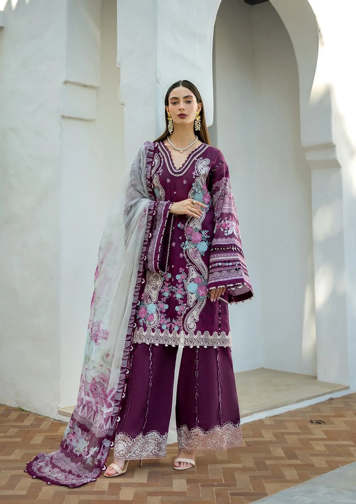 Elaf Embroidered Lawn Suits stitched 3 Piece EL25SL ETS-06B AZOTIC